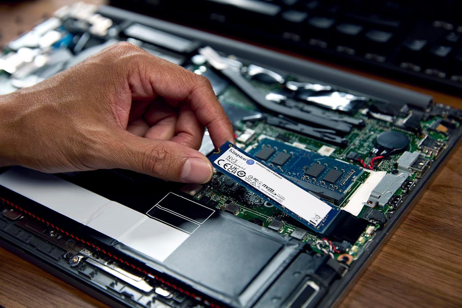 Kingston NV3 1TB M.2 2280 NVMe SSD | PCIe 4.0 Gen 4x4 | Up to 6000 MB/s | SNV3S/1000G